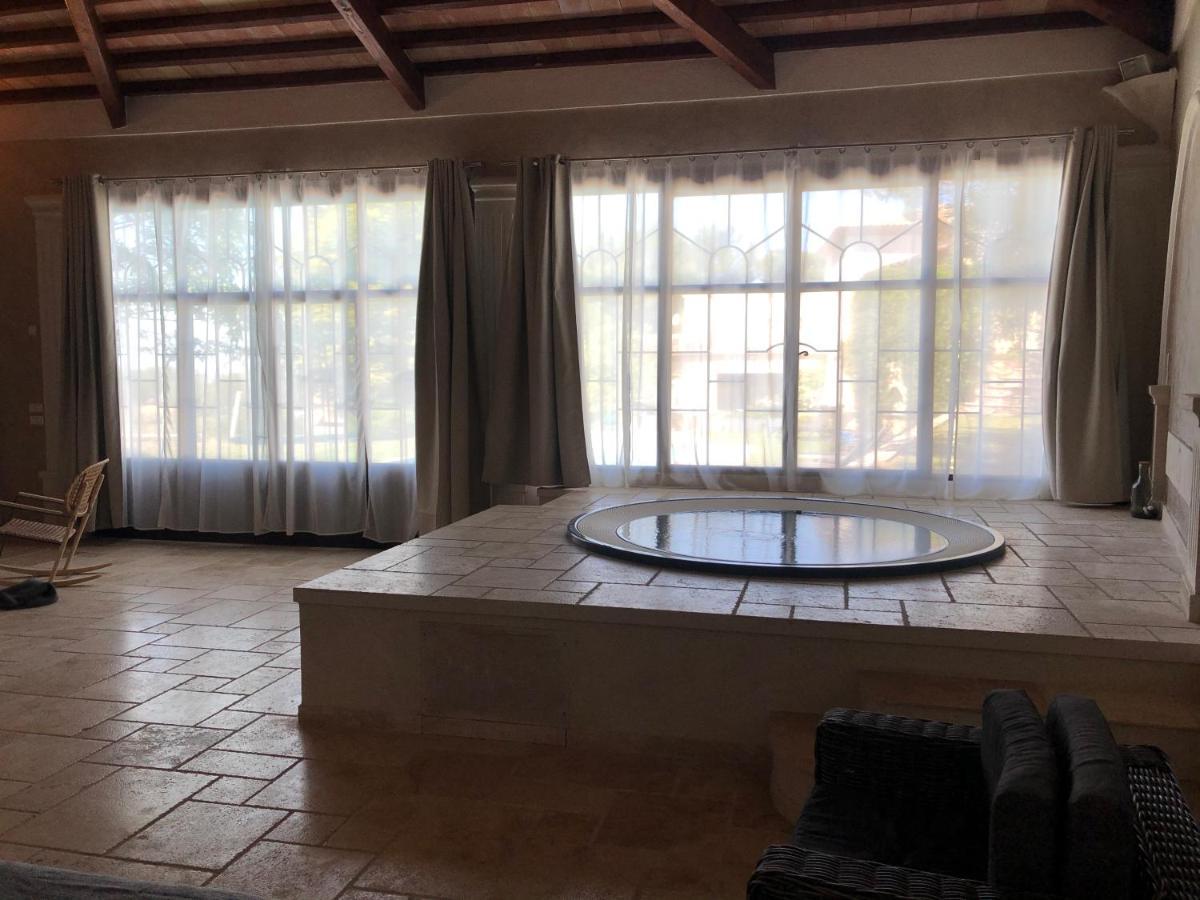 Отель Le Pool House - Private Jacuzzi - Mas Des Sous Bois Ventabren Экстерьер фото