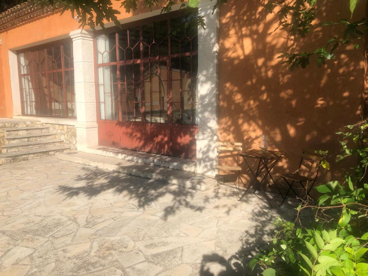 Отель Le Pool House - Private Jacuzzi - Mas Des Sous Bois Ventabren Экстерьер фото