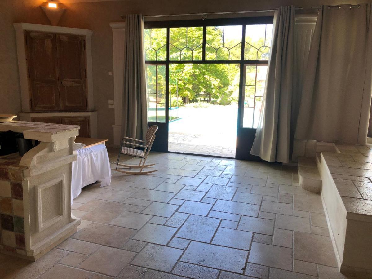 Отель Le Pool House - Private Jacuzzi - Mas Des Sous Bois Ventabren Экстерьер фото